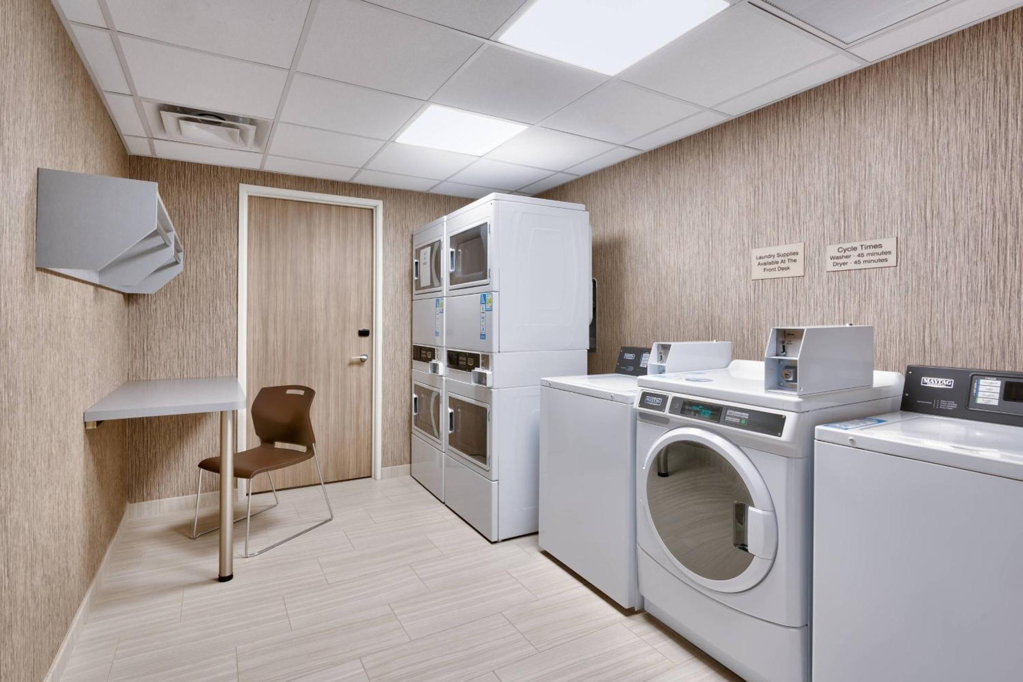 Springhill Suites By Marriott Colorado Springs North/Air Force Academy Bagian luar foto